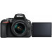 Nikon D5600 - Kit de cámara réflex de 24.2 MP con objetivo AF-P DX 18 - 55 mm VR, pantalla táctil de 3", Full HD, color negro - Versión Europea Nikon D5600 - Kit de cámara réflex de 24.2 MP con objetivo AF-P DX 18 - 55 mm VR, pantalla táctil de 3", Full HD, color negro - Versión Europea