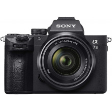 Sony Alpha 7 III - Cámara evil de fotograma completo con objetivo Zoom Sony 28-70mm f/3.5-5.6 (Enfoque automático 0.02s, estabilización de imagen óptica de 5 ejes, 4K HLG, mayor duración de Batería) Sony Alpha 7 III - Cámara evil de fotograma completo con objetivo Zoom Sony 28-70mm f/3.5-5.6 (Enfoque automático 0.02s, estabilización de imagen óptica de 5 ejes, 4K HLG, mayor duración de Batería)